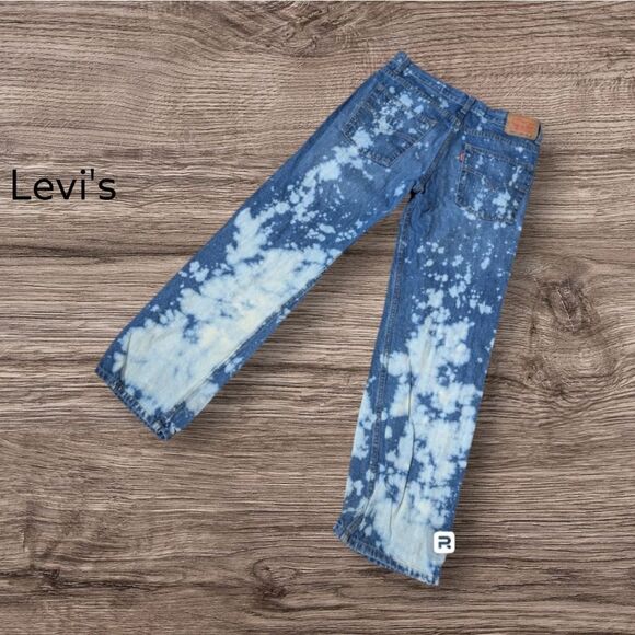 Levi's Bleached 550 Relaxed Jeans - Picture 1 of 7